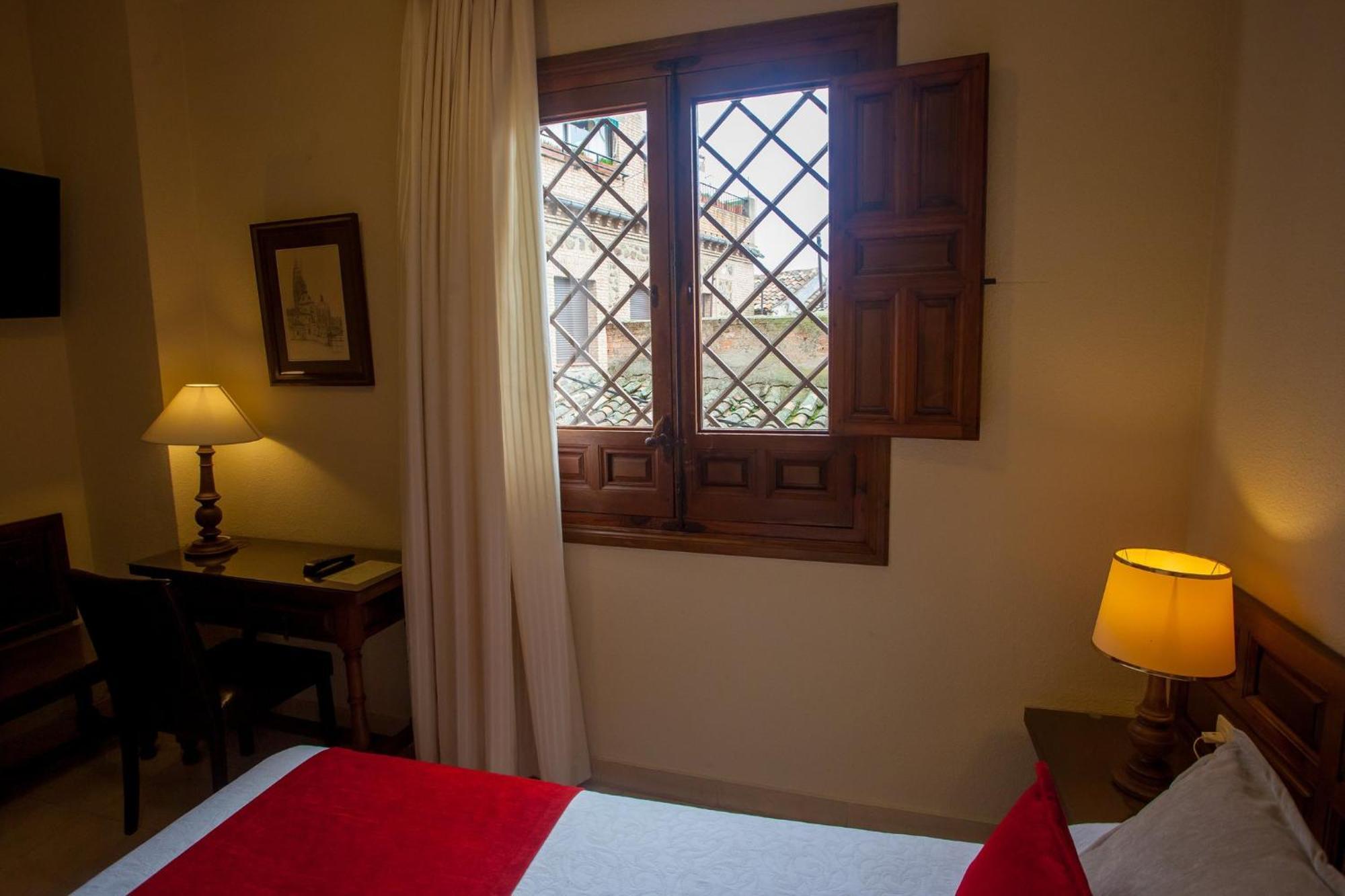 Hotel Sercotel Alfonso VI Toledo Exterior photo