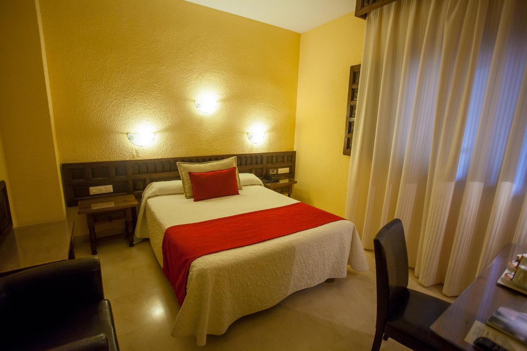 Hotel Sercotel Alfonso VI Toledo Exterior photo